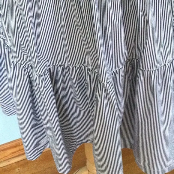 Vineyard Vines Blue and White Striped Dress - Picture 5 of 13
